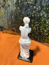 Load image into Gallery viewer, Miniature Venus de Milo
