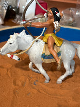Load image into Gallery viewer, Mini Wild West Sioux Archer
