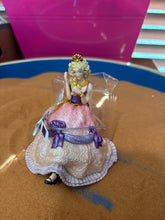 Load image into Gallery viewer, Princess Ophelie
