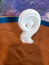 Load image into Gallery viewer, Miniature Swirl Scream
