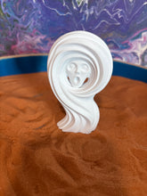 Load image into Gallery viewer, Miniature Swirl Scream

