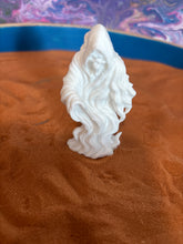 Load image into Gallery viewer, Miniature White Reaper
