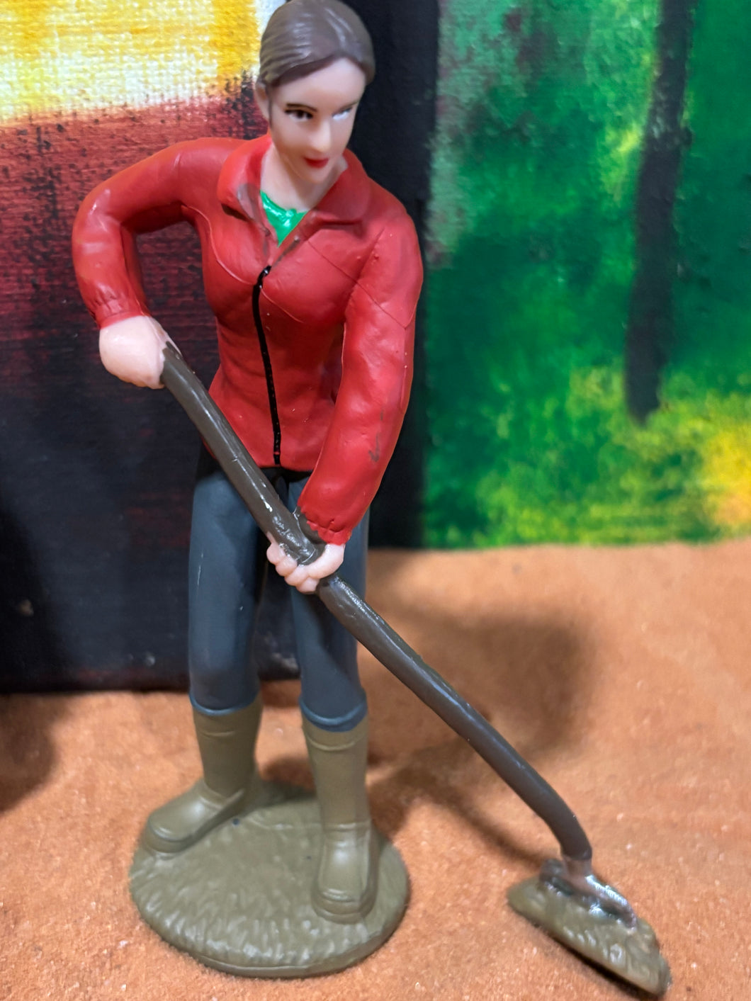 Farming Mini Female Working