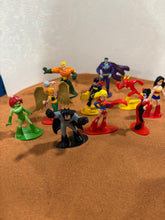Load image into Gallery viewer, Mini Super-Figs Set

