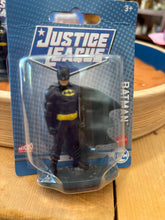 Load image into Gallery viewer, Mini Superheros
