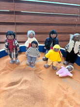 Load image into Gallery viewer, Mini Wood African American Family Set
