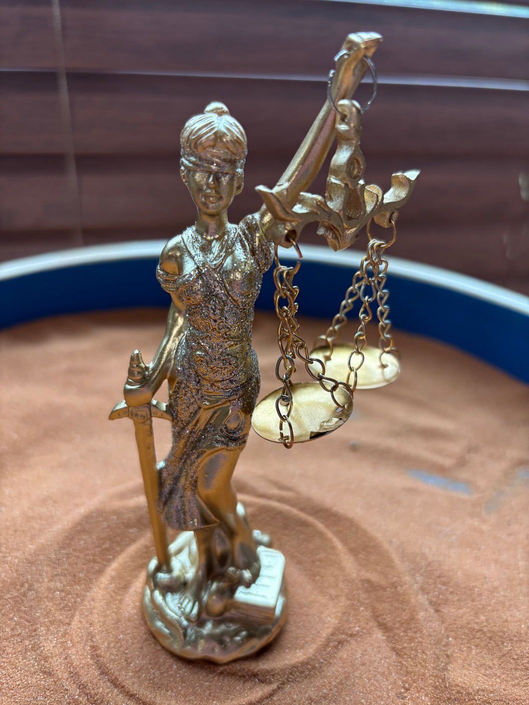 Mini Lady Justice