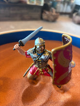 Load image into Gallery viewer, Vintage Papo Roman Legionary figure
