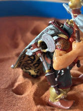 Load image into Gallery viewer, Vintage Dwarf King LOTR
