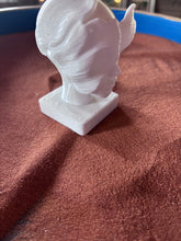 Load image into Gallery viewer, Mini Sculpted “Blind” Bust
