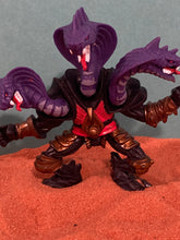 Load image into Gallery viewer, Action Figure Three-headed Cobra “ Tri-Themis” 4” Toy
