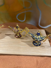Load image into Gallery viewer, Miniature Toy Aladdin Magic Lamps
