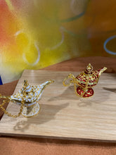 Load image into Gallery viewer, Miniature Toy Aladdin Magic Lamps
