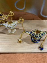 Load image into Gallery viewer, Miniature Toy Aladdin Magic Lamps
